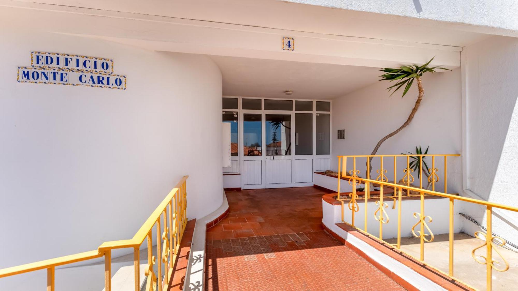 Typical T2 In Albufeira W/ Balcony By Lovelystay Eksteriør bilde
